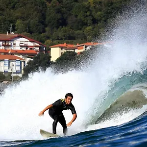 Surf Camp , Mundaka Spagna